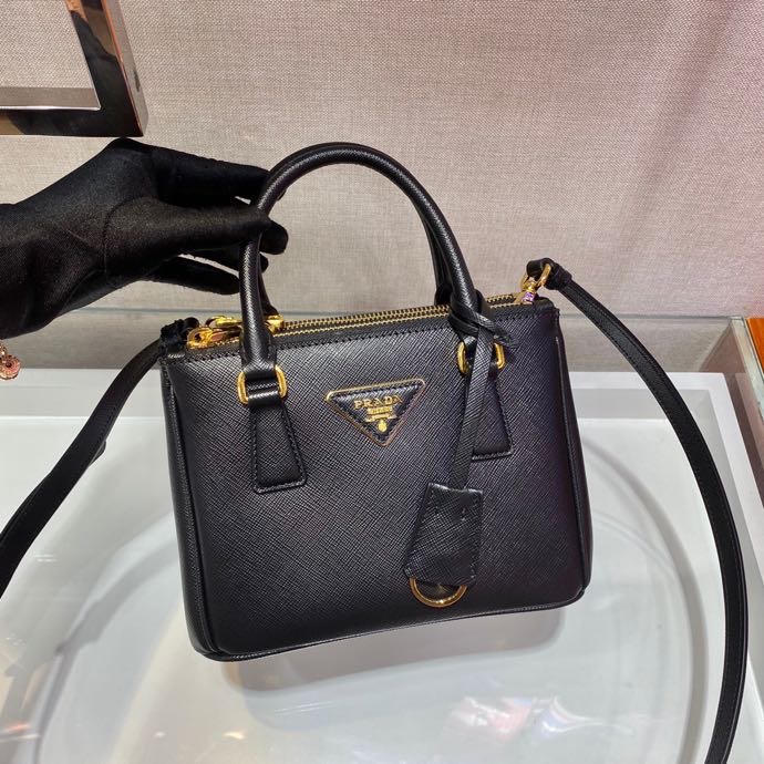 Prada Galleria Saffiano Leather 1BA906 